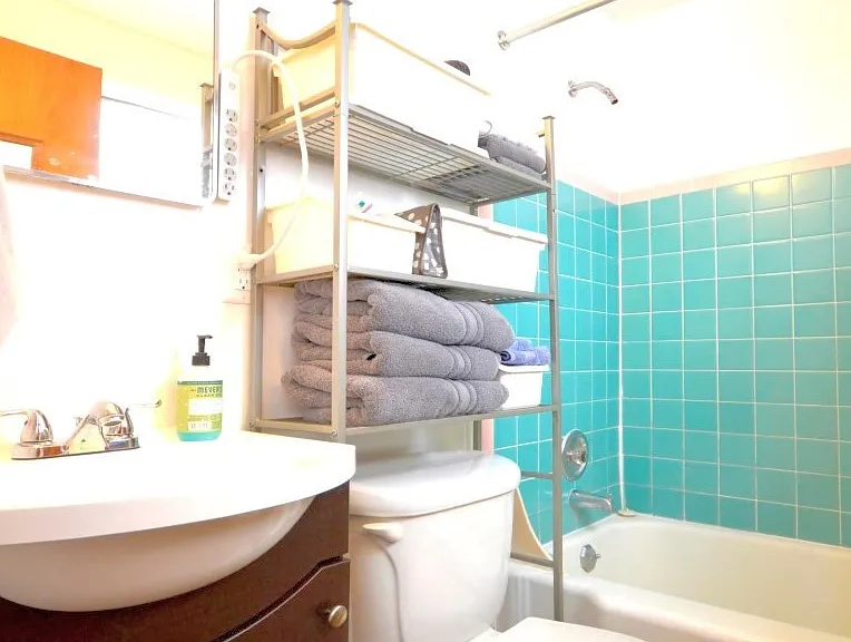 6833 Oswego Pl NE #F — Photo 8