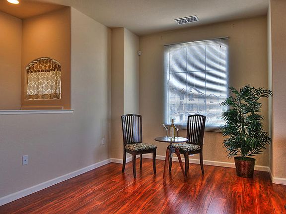 2nd image of 600 Heather Glenn Ln