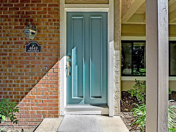 3rd image of 4649 Pinto River Ct