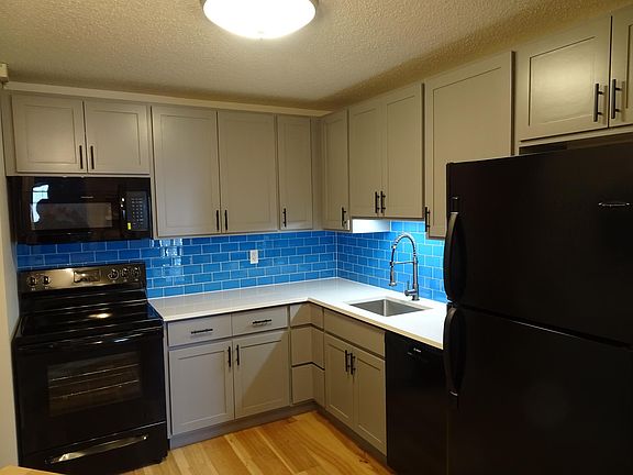 5th image of 78 10th St E Unit 1208