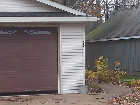 4th image of 76 W Park Dr