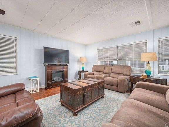 2nd image of 4095 Fruit St #514