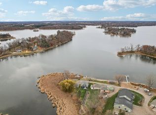 520 Park Island Rd, Center City, MN 55012
