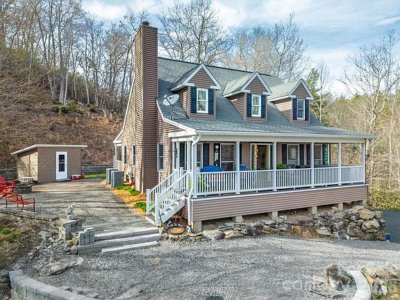 3rd image of 410 Forest Lake Rd