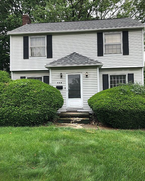 1st image of 954 Hartford Ave