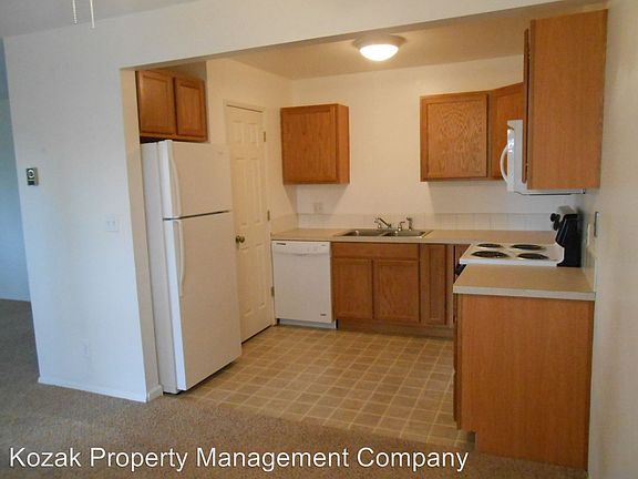 4th image of 15 SE Roosevelt Ave APT 1