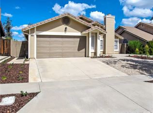 987 Ridgewood Dr, Corona, CA 92881