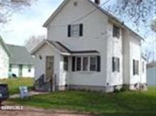 114 N Center St, Warren, IL 61087