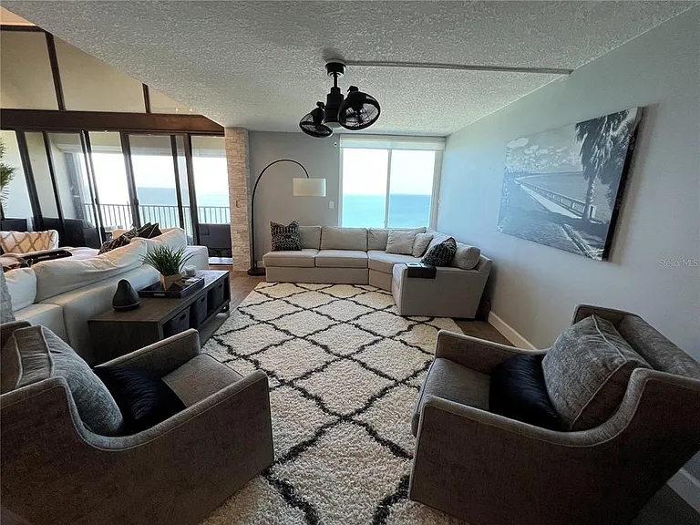 7100 Sunset Way #Penthouse 5 — Photo 9
