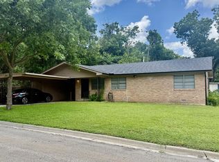 800 Otis St, Taylor, TX 76574