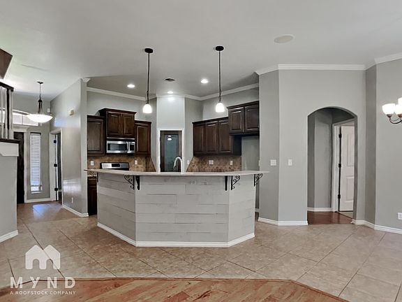 3rd image of 14729 Jordan Ct