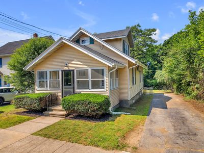 312 Crystal Avenue, New London, CT, 06320