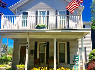 125 Carrier St NE, Grand Rapids, MI 49505