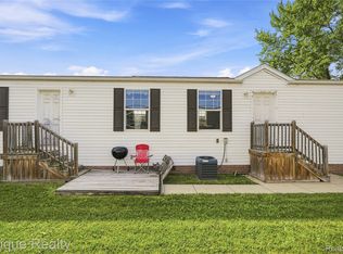 15346 Enchante Dr, Clinton Township, MI 48038