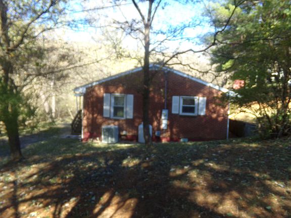 4th image of 53 Pattonsburg Ln