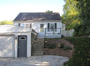 1424 W 7th St, Red Wing, MN 55066