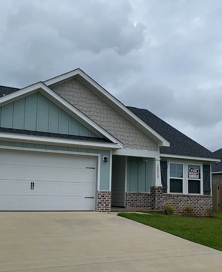 3 bed, 1380 sqft, $2,250 — Photo 1
