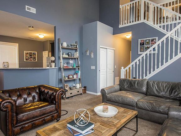 2nd image of 135 Purple Leaf Ln
