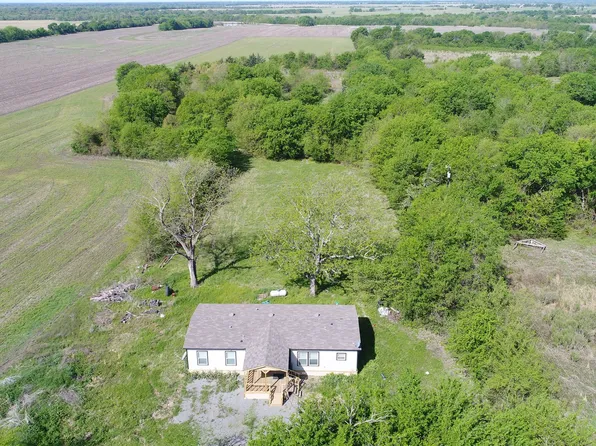440 N Fm 44, Annona, TX 75550