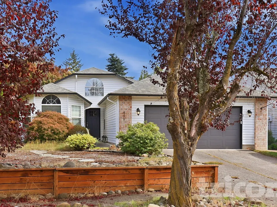 409 NE 175th Ave