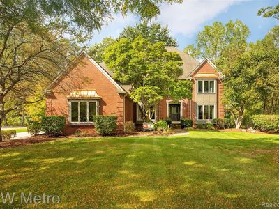 1639 Heatherwood Dr, Troy, MI, 48098