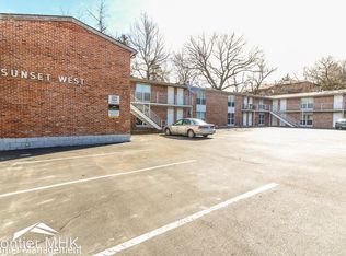 1913 Anderson Ave, Manhattan, KS 66502