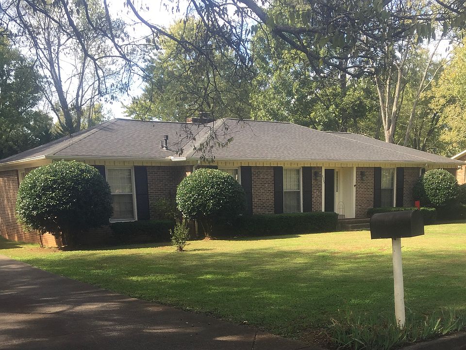 2237 Surrey Dr RiverviewPark