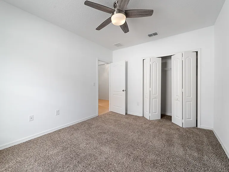 4819 Windy Hammock Way — Photo 20