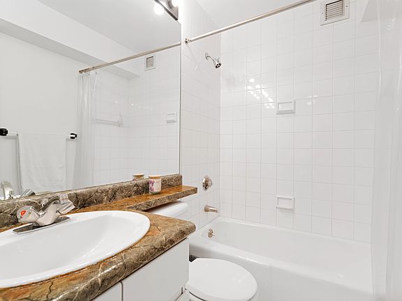 5th image of 270 W 17th St APT 7F