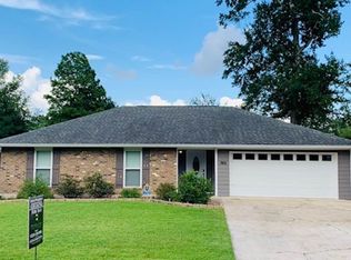 7451 Quorum Dr, Baton Rouge, LA 70817