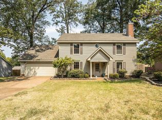 5744 N Lake Oaks Dr, Memphis, TN 38134