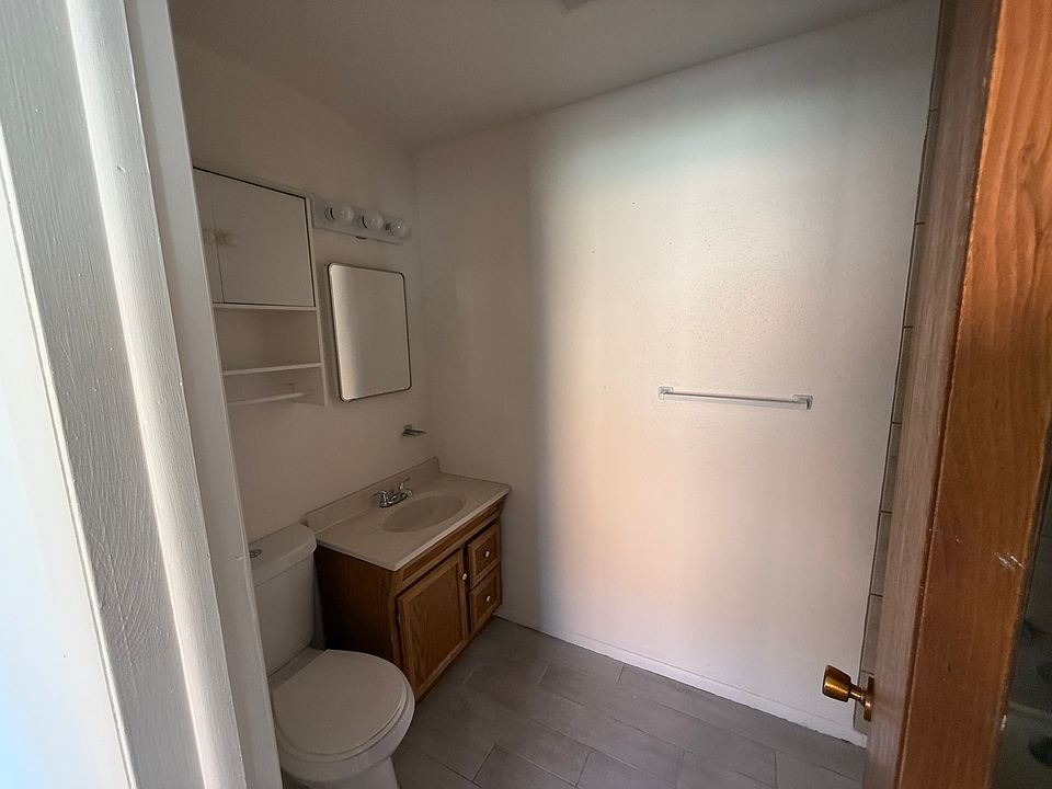 1st image of 10612 Towner Ave NE APT B