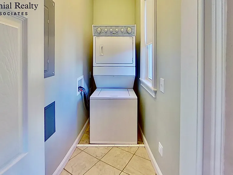 36 Turner St #2 — Photo 13