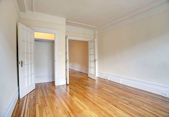 4th image of 158 W 81st St APT 51