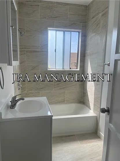 2451 Cedar Ave #5 — Photo 14