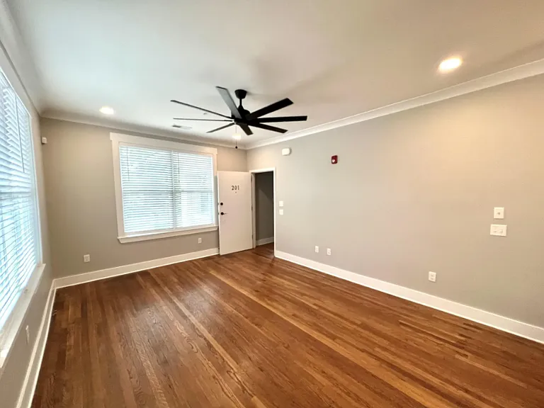 26 N McLean Blvd #201 — Photo 3