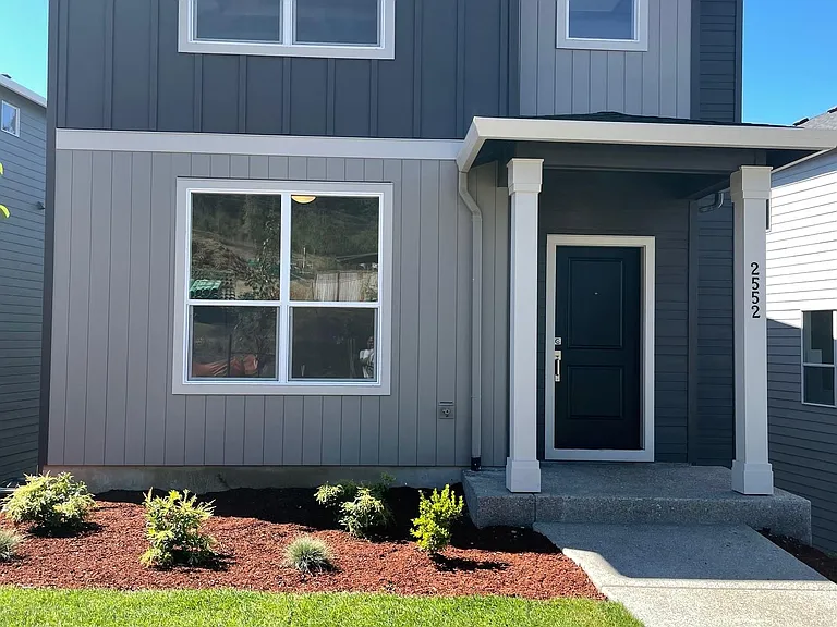 2552 Brackenfern Rd — Photo 1