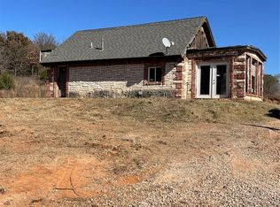 15701 Mountain View Dr, Noble, OK 73068