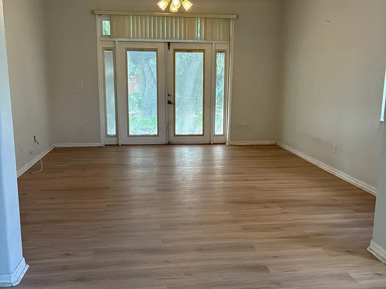 696 Carrigan Woods Trl — Photo 1