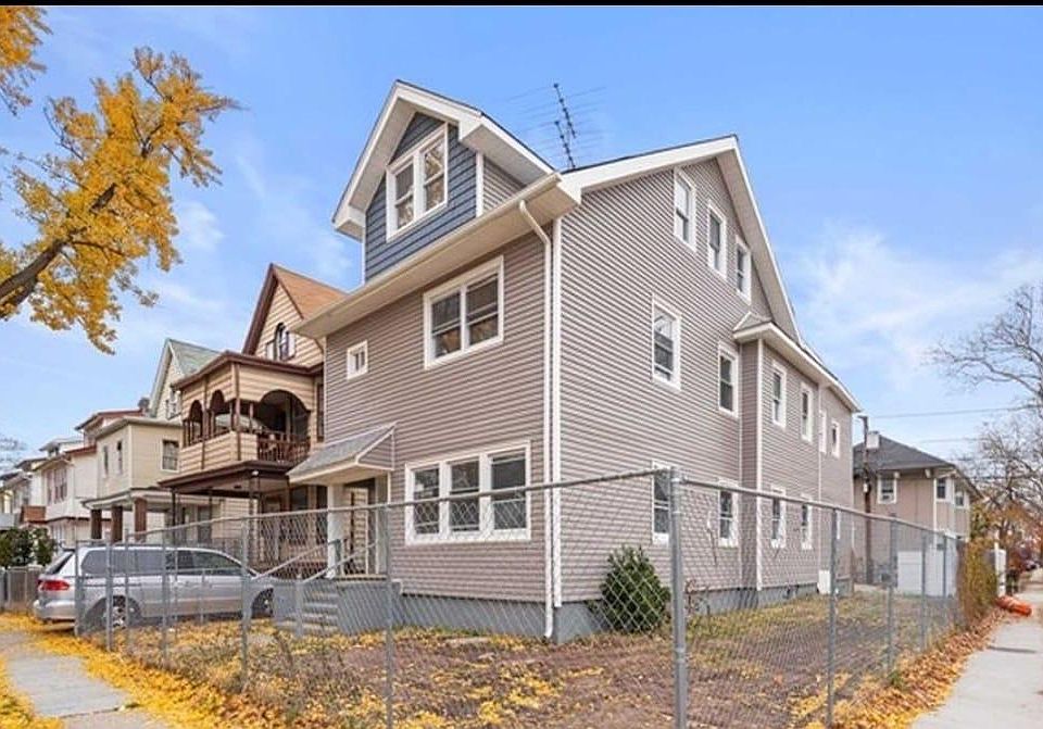1st image of 82 Ellington St