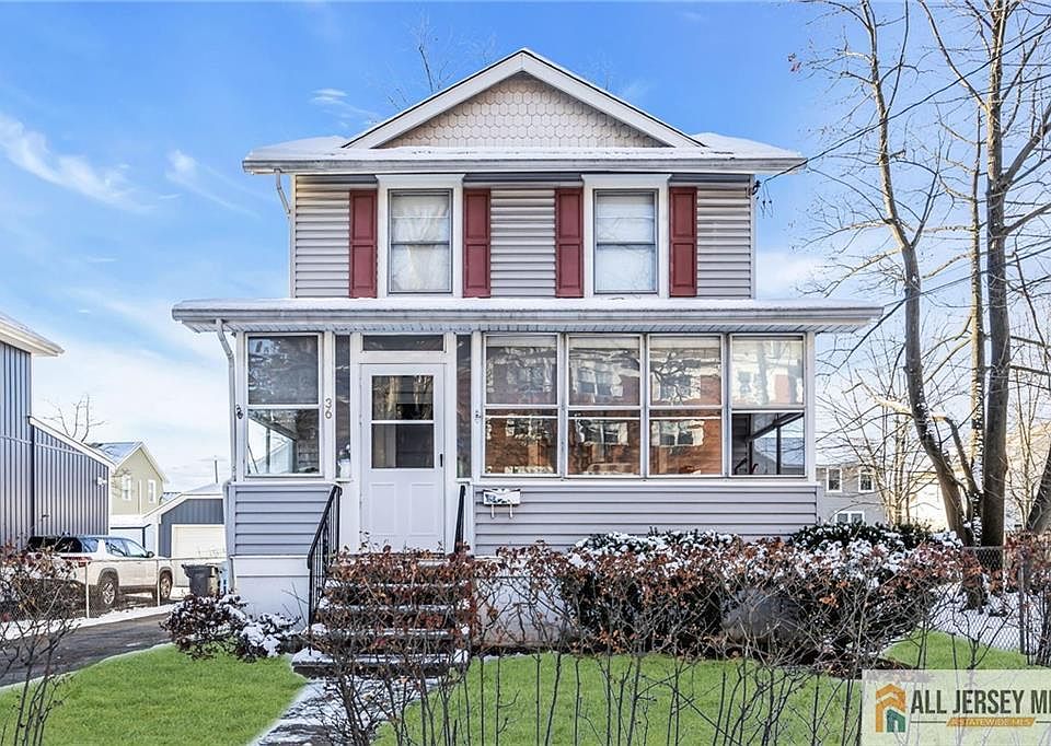 1st image of 36 Lincoln Ave