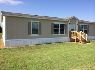 318 Baseline Road, Manitou, OK 73555