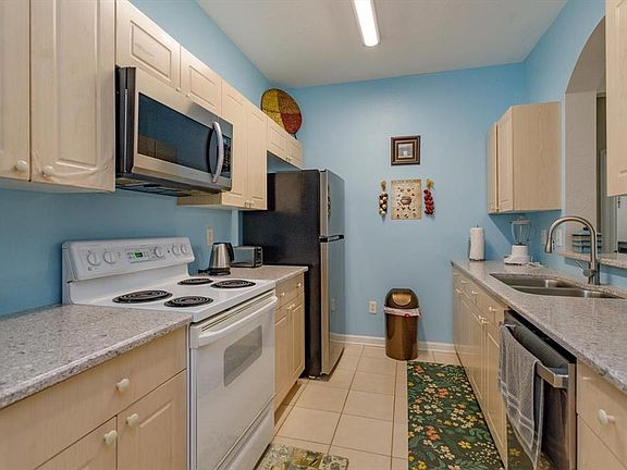 2nd image of 2302 SILVER PALM DR #204