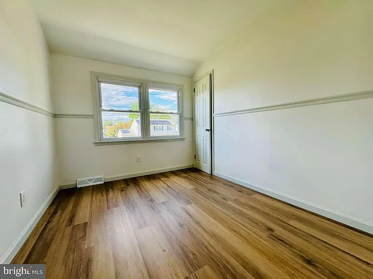 7420 Wyndam Rd — Photo 14