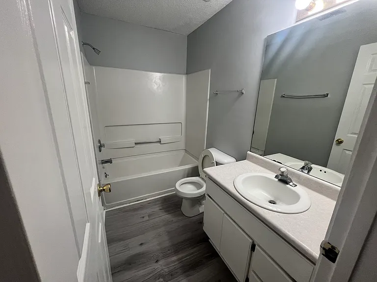 217 Magnolia Plantation Ct — Photo 4