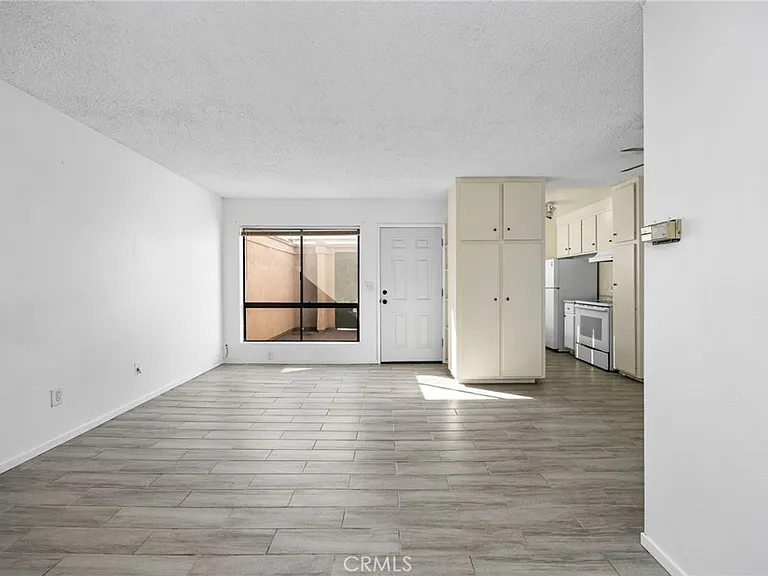 2900 Madison Ave #C21 — Photo 9