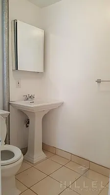 Rented by Hillel Realty Group | media 14