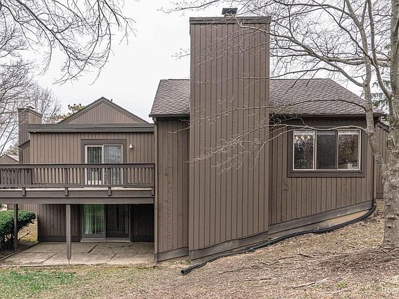3rd image of 18 Eastbury Ct