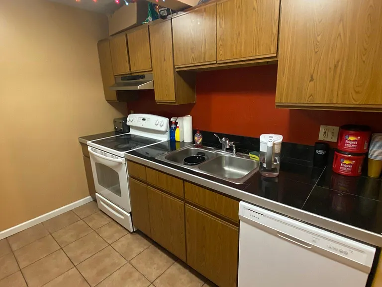 668 E Buchtel Ave #668 — Photo 10