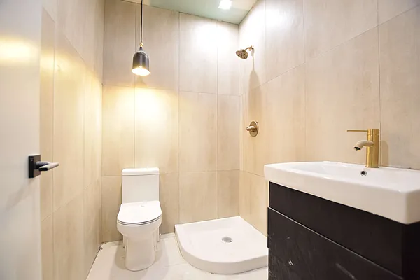 Rented by null | media 57